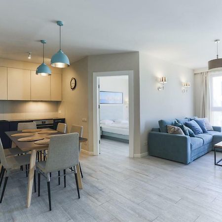 Unique Motlawa Riverbank Apartment Гданьск Экстерьер фото